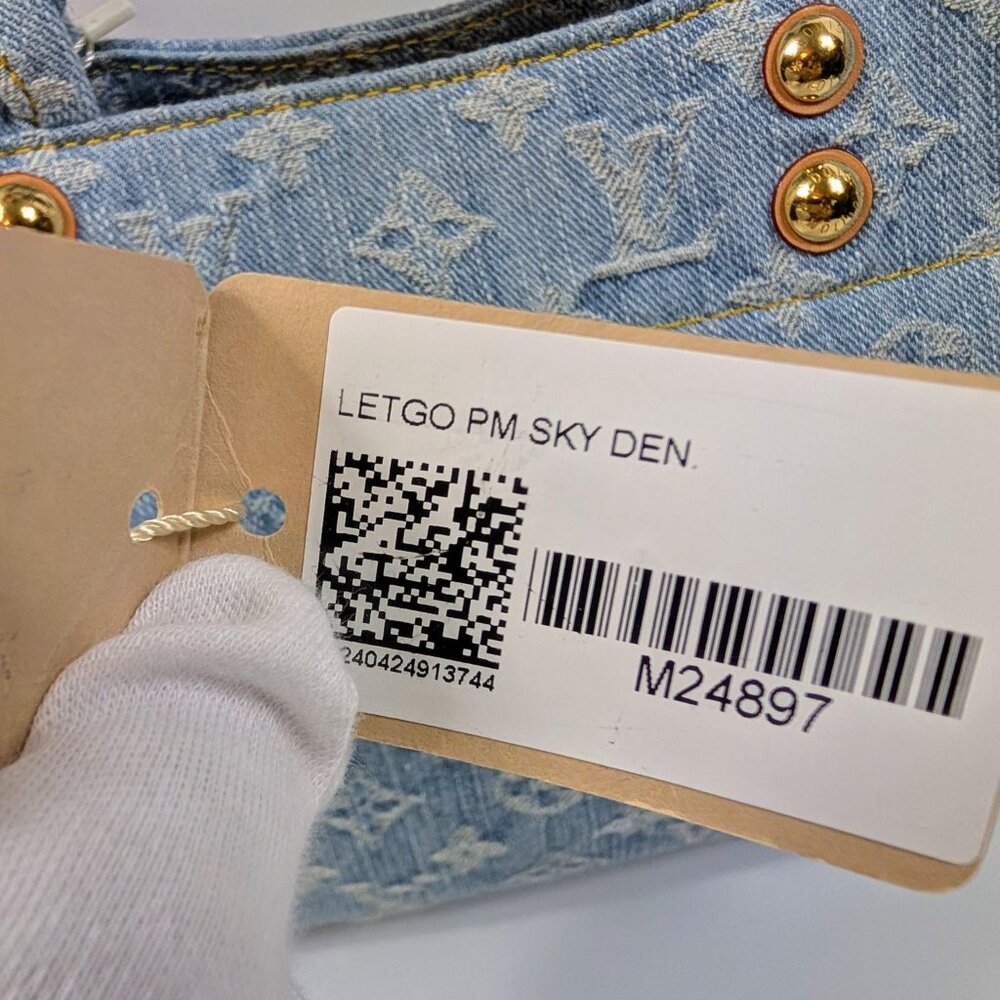 Louis Vuitton "Sky Denim" Braided Denim OnTheGo PM Tote Bag - Picture 15 of 15